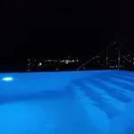 Lux Ella Apartment With Shared Pool